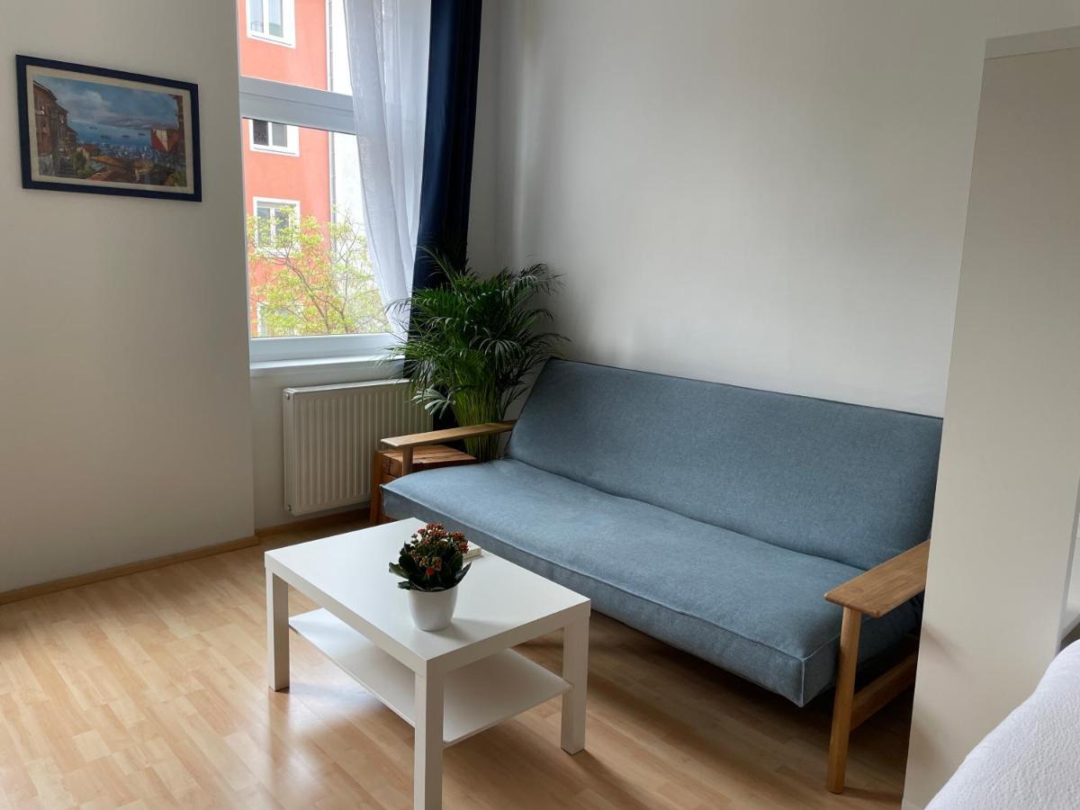 Central Sunny Flat With Free Parking Apartment Wina Bagian luar foto